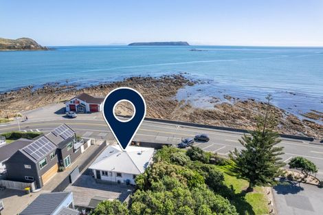 Photo of property in 7 Sunset Parade, Plimmerton, Porirua, 5026
