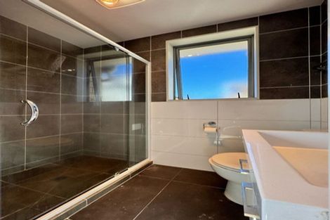 Photo of property in 21 Kirikiri Drive, Papakura, 2110