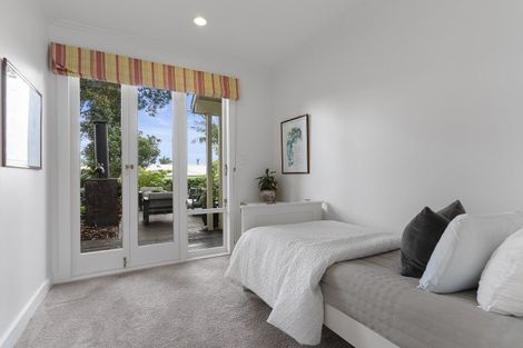 Photo of property in 34 Edgars Road, Westmere, Auckland, 1022