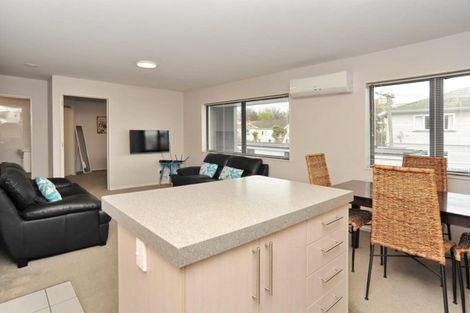 Photo of property in 2/65 Carlton Mill Road, Merivale, Christchurch, 8014