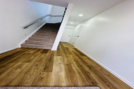 Photo of property in 1a Edward Avenue, Orewa, 0931