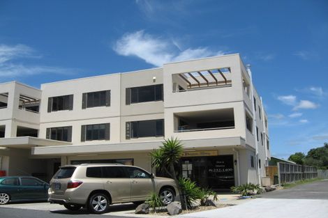 Photo of property in 2a/12 Seaway Road, Clarks Beach, 2122