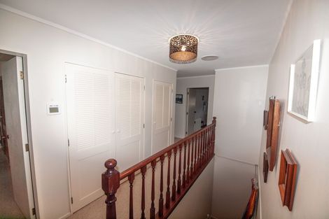 Photo of property in 40 Cortina Avenue, Johnsonville, Wellington, 6037