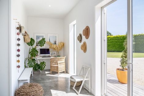 Photo of property in 194 Wood Street, Woodside, Greytown, 5794