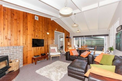 Photo of property in 114 Wairau Road, Oakura, 4314