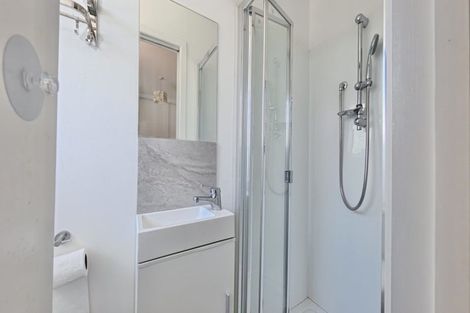 Photo of property in 1/2 Palmer Avenue, Glen Eden, Auckland, 0602
