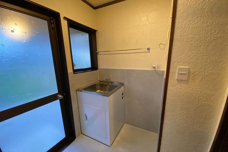 Photo of property in 18 Woodhouse Place, West Harbour, Auckland, 0618