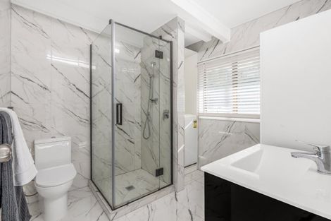 Photo of property in 2/172 Clovelly Road, Bucklands Beach, Auckland, 2012