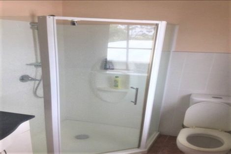 Photo of property in 68 Flanshaw Road, Te Atatu South, Auckland, 0610