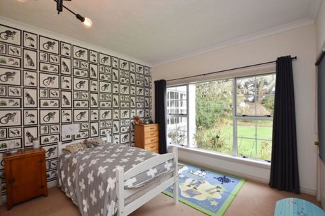 Photo of property in 46 Leonard Road, West Plains, Invercargill, 9874