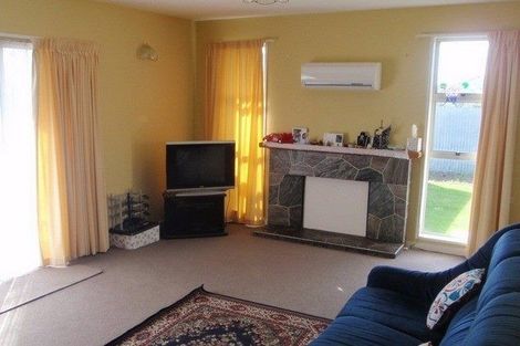 Photo of property in 3/12 Mortlake Street, Islington, Christchurch, 8042