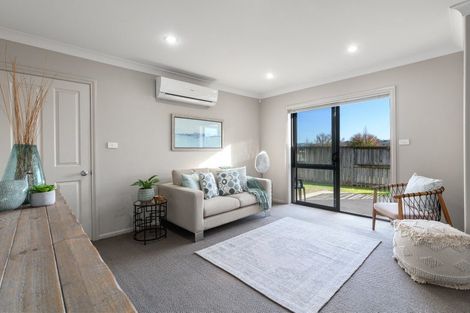 Photo of property in 22 Caldera Close, Pyes Pa, Tauranga, 3112