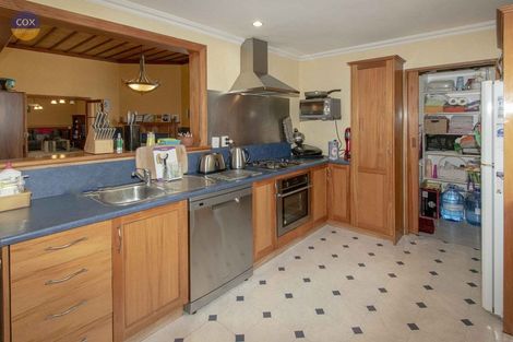 Photo of property in 27 Napier Terrace, Hospital Hill, Napier, 4110