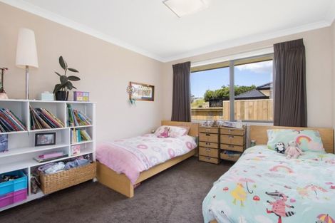 Photo of property in 17 Browns Drive, Waihi Beach, 3611