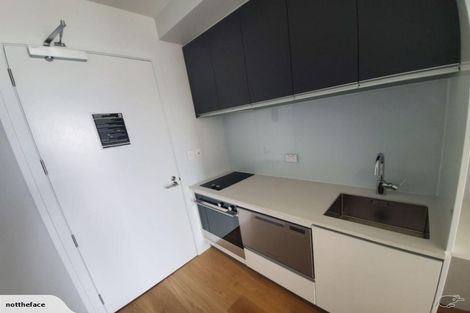 Photo of property in Frank Sargeson Apts, 307/74 Anzac Street, Takapuna, Auckland, 0622