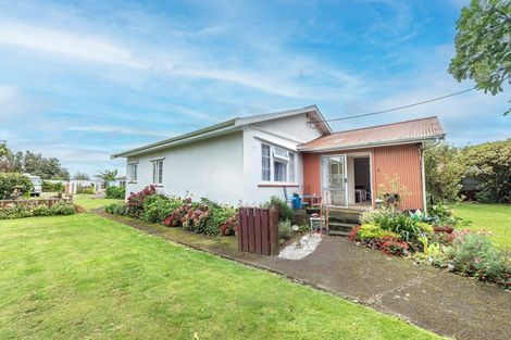 Photo of property in 1580 South Road, Manutahi, Patea, 4598