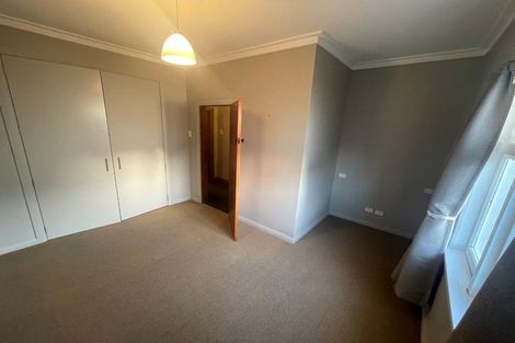 Photo of property in 40 Waiwaka Terrace, Strandon, New Plymouth, 4312
