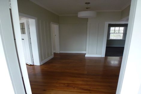 Photo of property in 5a Grove Road, Kelburn, Wellington, 6012