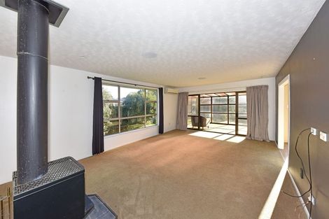 Photo of property in 5 Aspen Place, Parklands, Christchurch, 8083