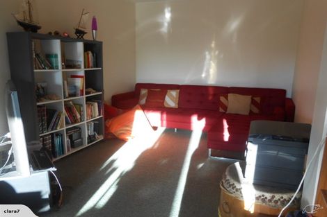 Photo of property in 1/87-89 Hinemoa Street, Birkenhead, Auckland, 0626