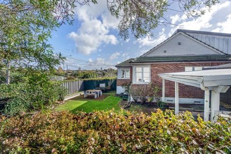 Photo of property in 1/178 Lake Road, Belmont, Auckland, 0622