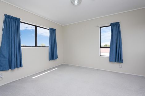 Photo of property in 2/25 Channing Crescent, Botany Downs, Auckland, 2010