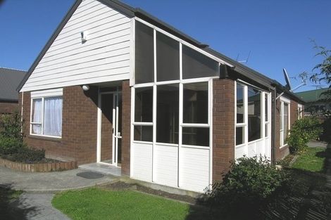 Photo of property in 2/13 Suva Street, Upper Riccarton, Christchurch, 8041