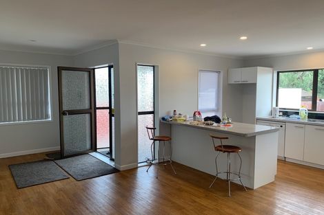 Photo of property in 7 Sutton Crescent, Papakura, 2110