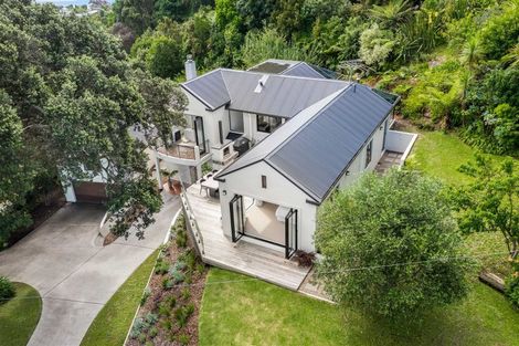 Photo of property in 10 Zita Avenue, Matakatia, Whangaparaoa, 0930