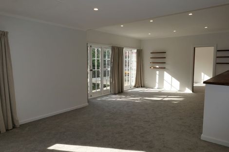 Photo of property in 3 Hemara Street, Waikanae Beach, Waikanae, 5036