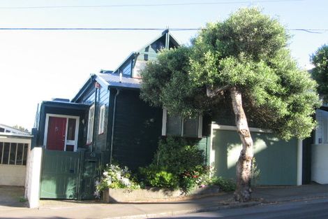 Photo of property in 63 Roxburgh Street, Mount Victoria, Wellington, 6011