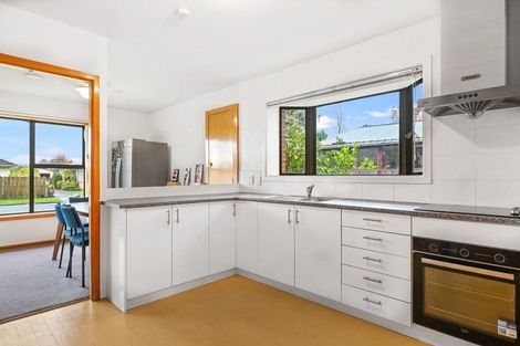 Photo of property in 18 Lochee Road, Upper Riccarton, Christchurch, 8041