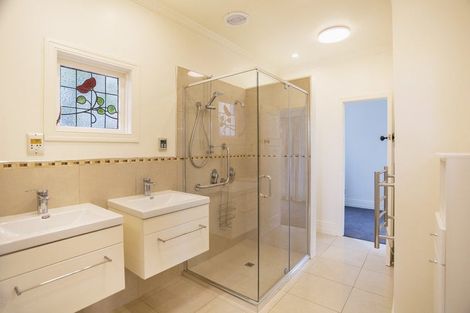 Photo of property in 96 Perth Street, Holmes Hill, Oamaru, 9401