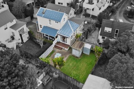 Photo of property in 1/14 Beach Road, Northcote Point, Auckland, 0627