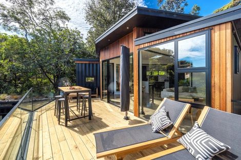 Photo of property in 14 Okoka Road, Omiha, Waiheke Island, 1081