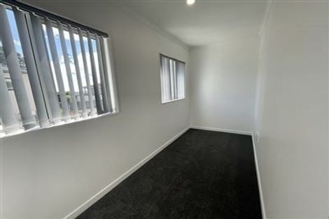 Photo of property in 271c Te Atatu Road, Te Atatu South, Auckland, 0610
