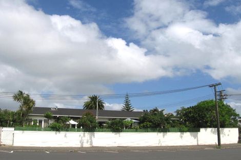 Photo of property in 2/37 Craig Road, Milford, Auckland, 0620