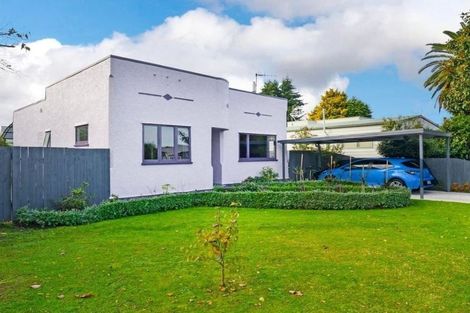 Photo of property in 1012 Heretaunga Street East, Parkvale, Hastings, 4122