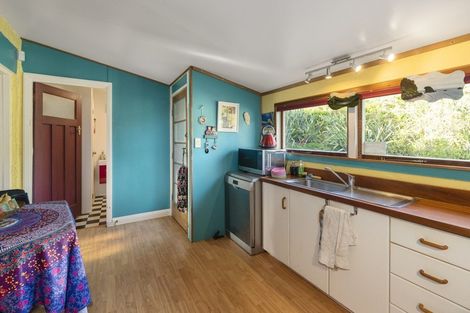 Photo of property in 82 Marine Parade, Otaki Beach, Otaki, 5512