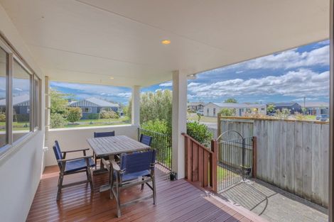 Photo of property in 86 Belgrove Drive, Waipukurau, 4200