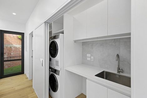 Photo of property in 34a Buckingham Street, Melrose, Wellington, 6023