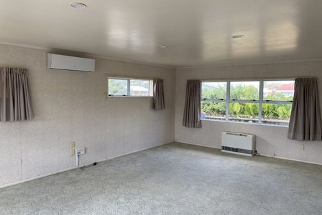 Photo of property in 4 Thornton Place, Melville, Hamilton, 3206