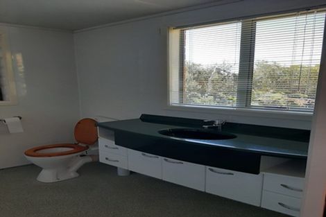 Photo of property in 77 Tanekaha Road, Titirangi, Auckland, 0604