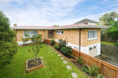 Photo of property in 923 Upper Main Street, Roslyn, Palmerston North, 4414