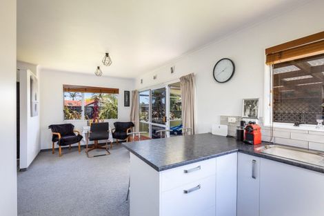 Photo of property in 369 Mangorei Road, Merrilands, New Plymouth, 4312