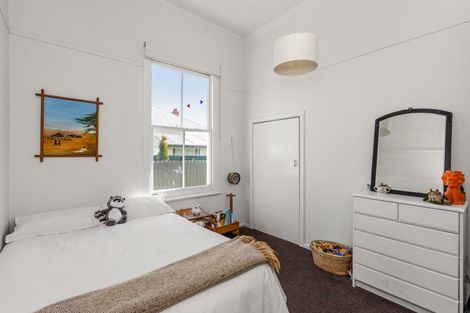 Photo of property in 95 Wellesley Road, Napier South, Napier, 4110