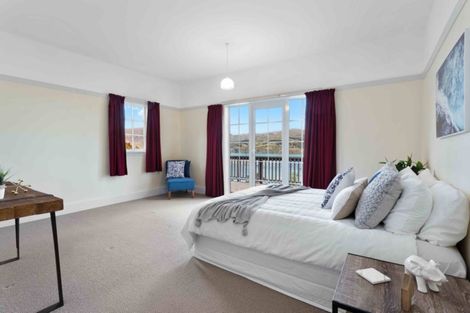 Photo of property in 6 Dudley Road, Lyttelton, 8082