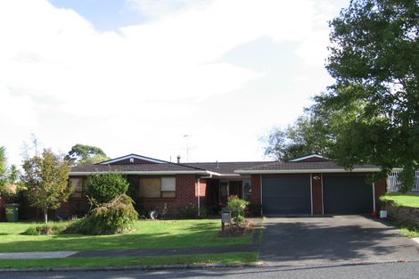 Photo of property in 33 Luton Avenue, Sunnyhills, Auckland, 2010