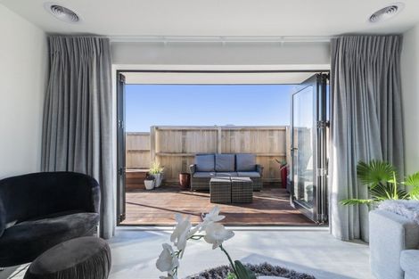 Photo of property in 30 Te Kanawa Lane, Rolleston, 7615