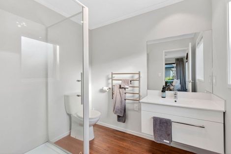 Photo of property in 48 Norfolk Drive, Cambridge, 3434